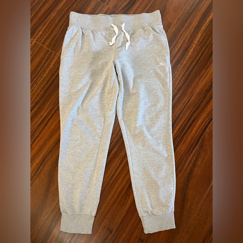 O’Neill women’s large jogging pants, light gray